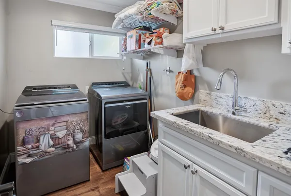 $899,000 | 2551 Avalon Drive, Sacramento, CA 95821