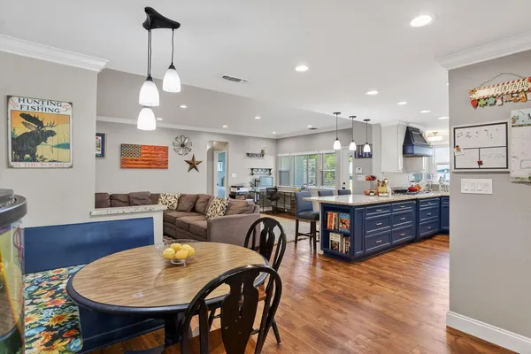 $899,000 | 2551 Avalon Drive, Sacramento, CA 95821