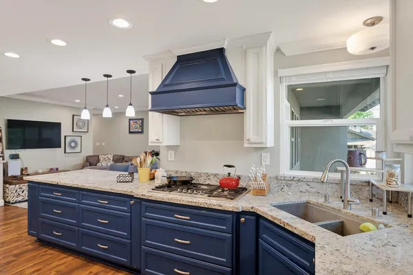 $899,000 | 2551 Avalon Drive, Sacramento, CA 95821