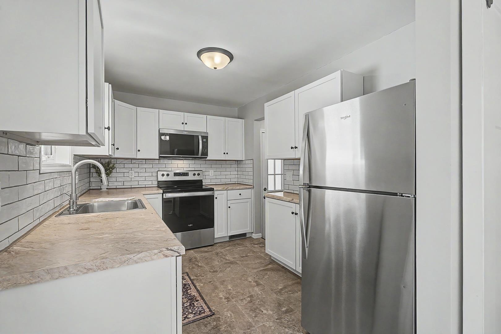 2522 8th Street Monroe, WI 53566 - Photo 15 of 59