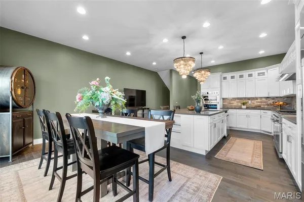 $895,000 | 292 Main Street, Cape Girardeau, MO 63701