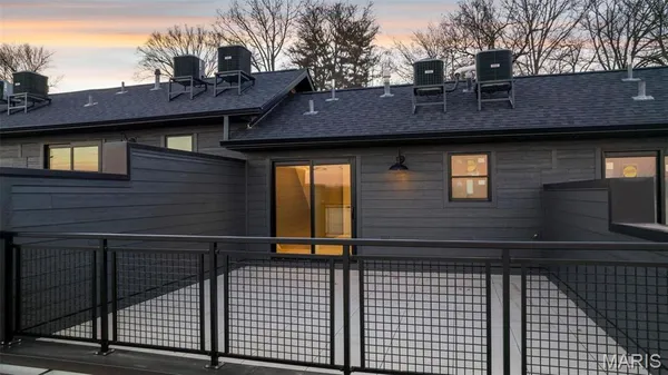 $895,000 | 292 Main Street, Cape Girardeau, MO 63701