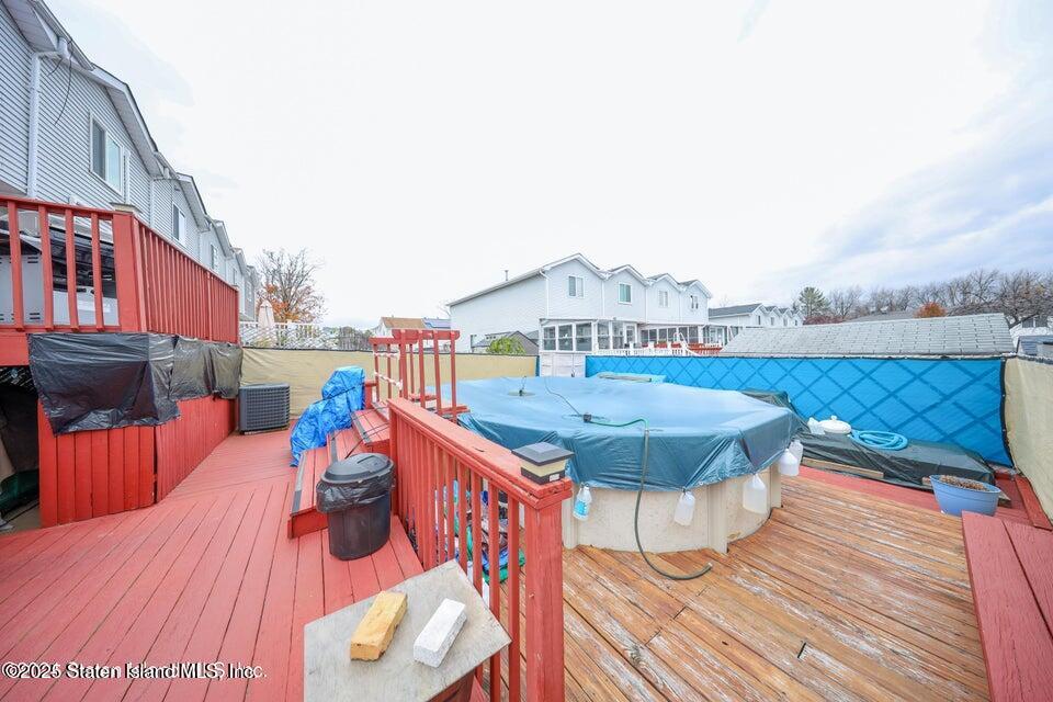 69 Token Street Staten Island, NY 10312 - Photo 6 of 22 a view of a terrace with sitting area