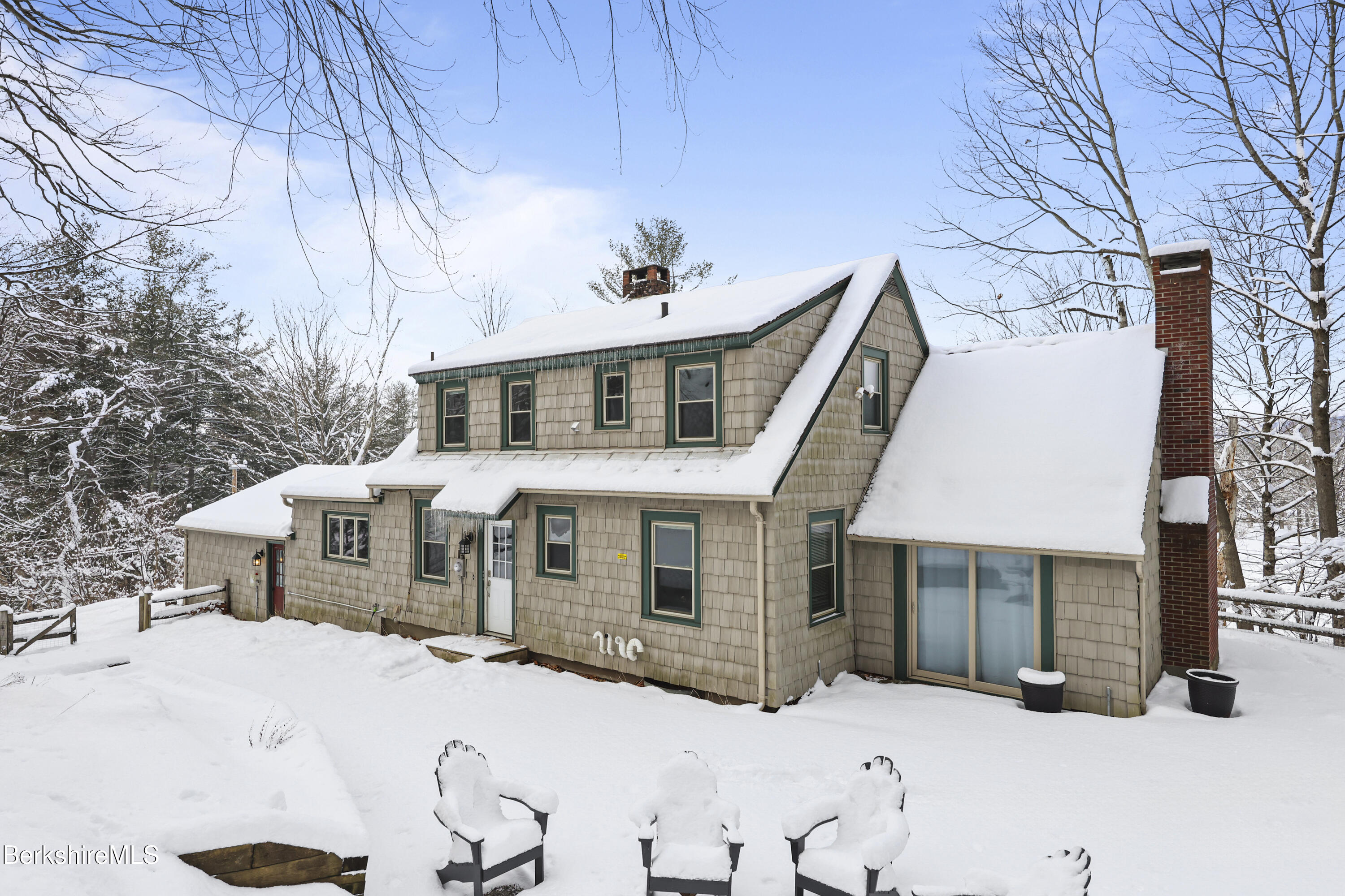 35 Tamarack Road Pittsfield, MA 01201 - Photo 1 of 1 Front of House