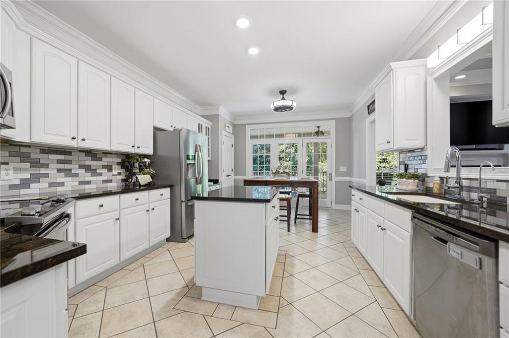 153 York Place Calhoun, GA 30701 - Photo 11 of 78