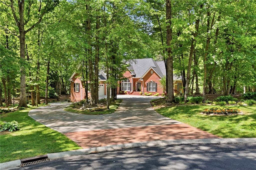 153 York Place Calhoun, GA 30701 - Photo 3 of 78