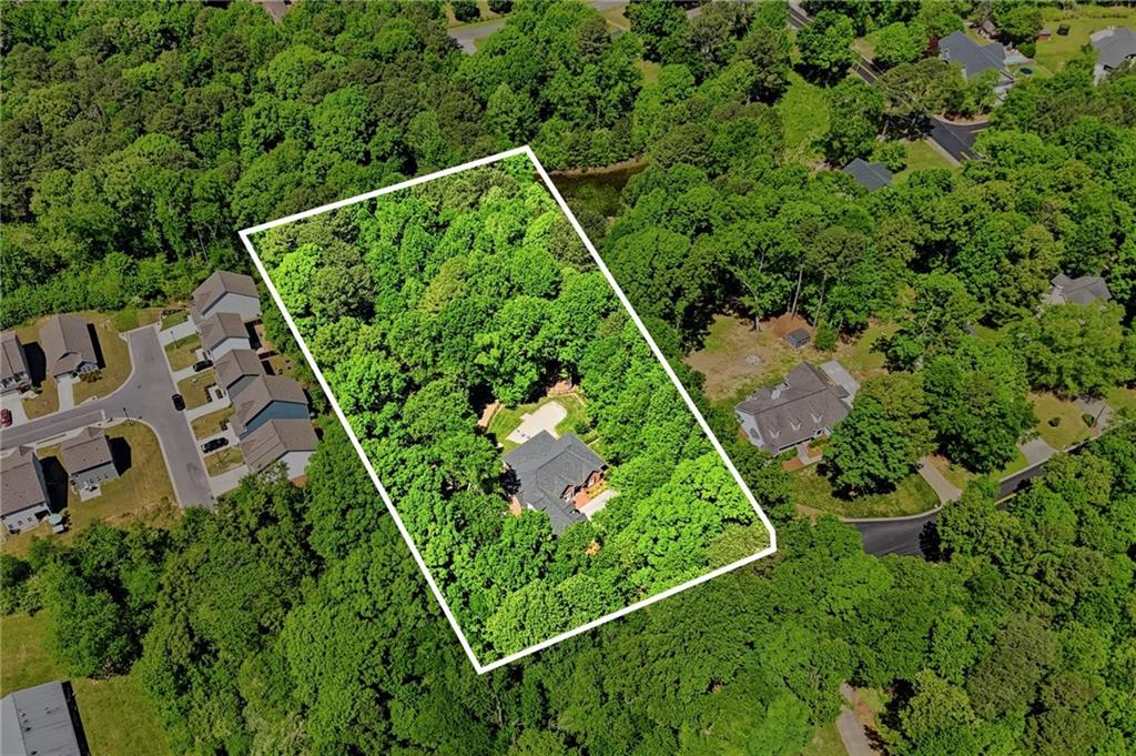 153 York Place Calhoun, GA 30701 - Photo 72 of 78 an aerial view of a garden