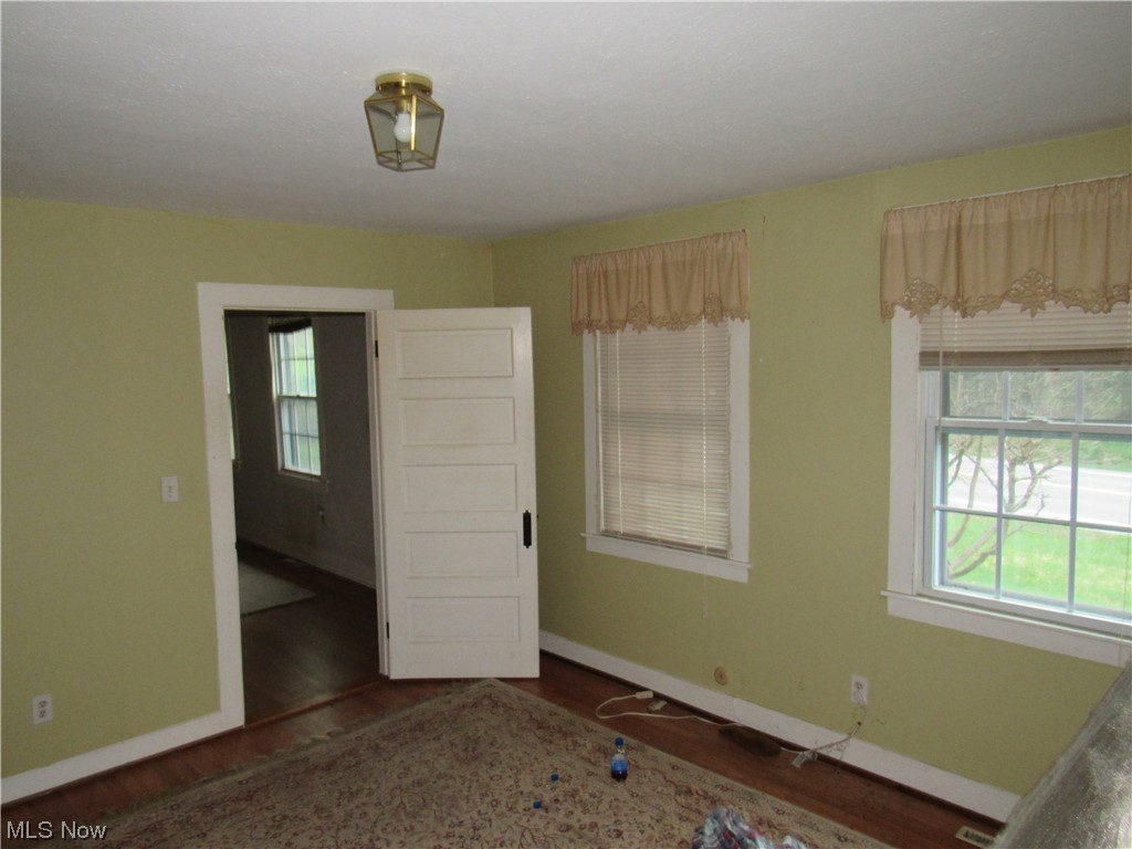 9895 Ravenna Road Chardon, OH 44024 - Photo 5 of 30