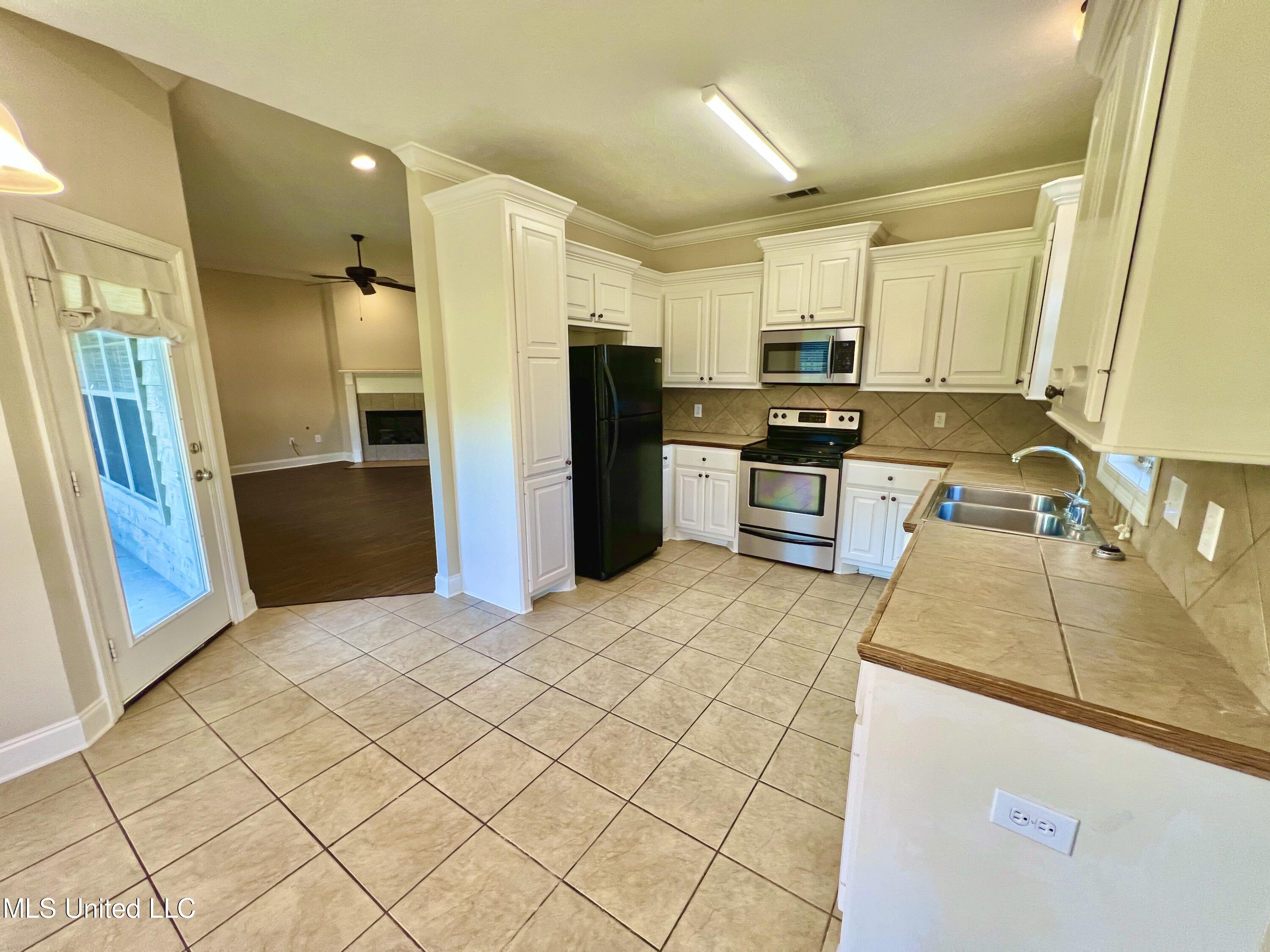 125 Mason Way Madison, MS 39110 - Photo 15 of 34 IMG_6512