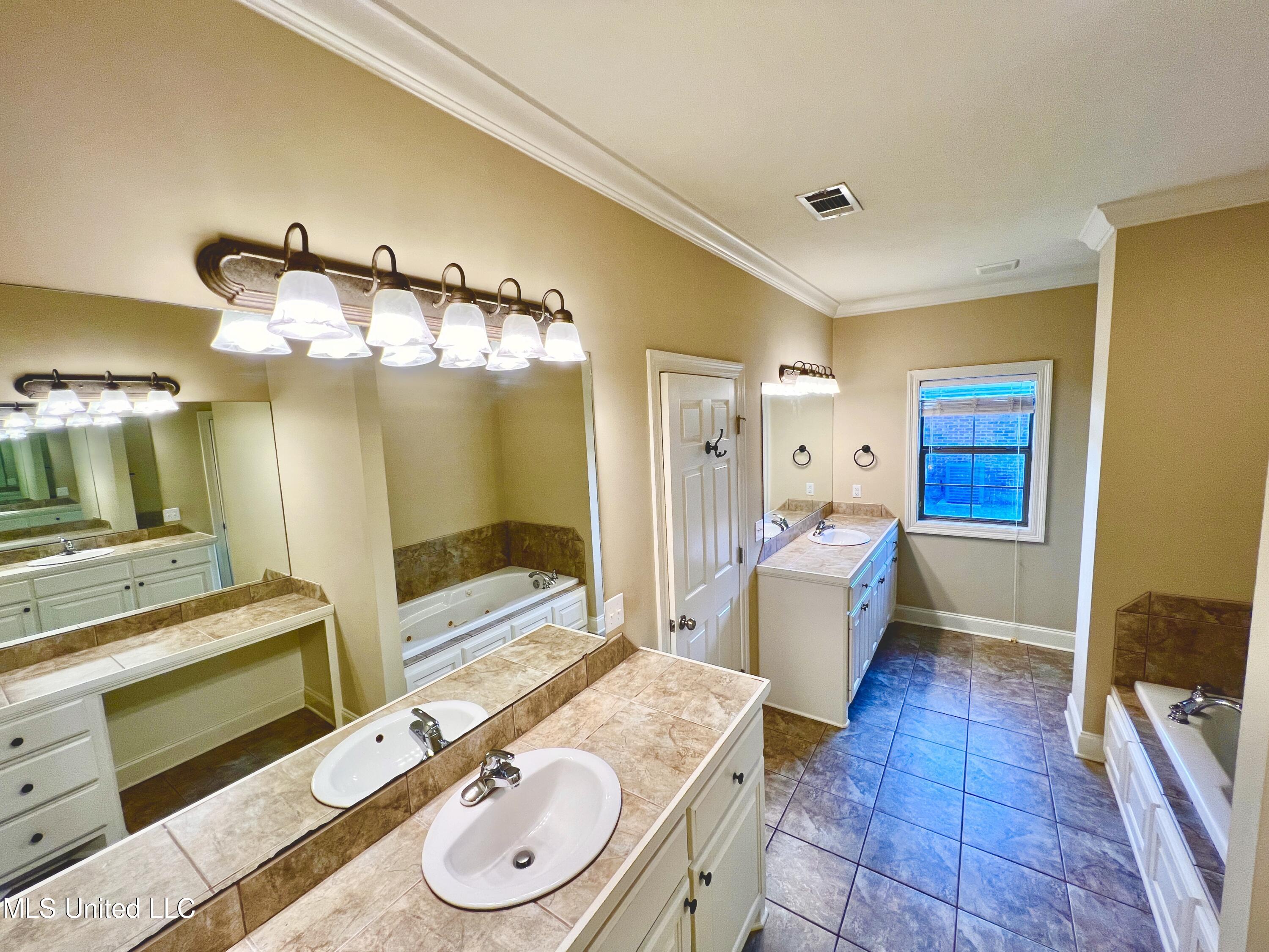 125 Mason Way Madison, MS 39110 - Photo 21 of 34 IMG_6550