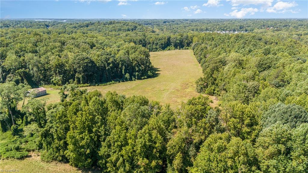 1908 Hackamore Road Greensboro, NC 27410 - Photo 4 of 7 Gallery Image 4