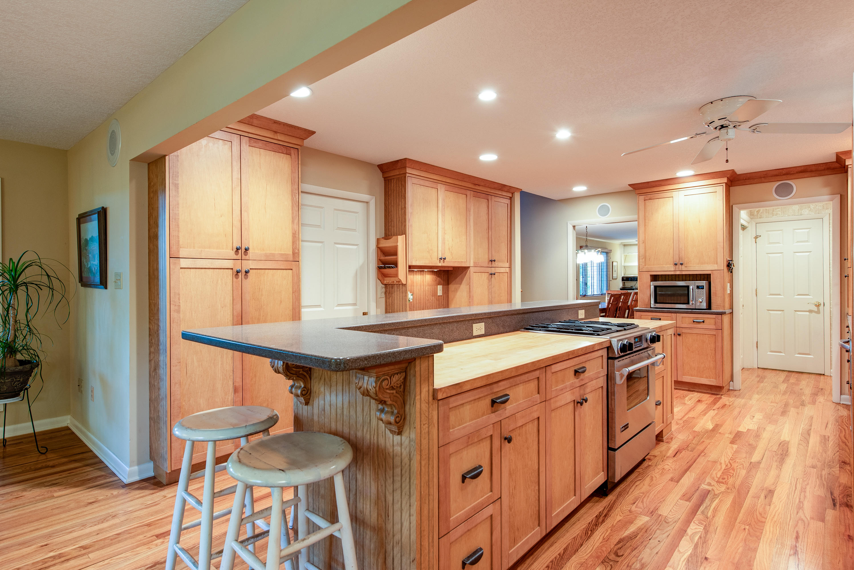 119 Canterbury Road Oak Ridge, TN 37830 - Photo 3 of 35 119 Canterbury Rd-25
