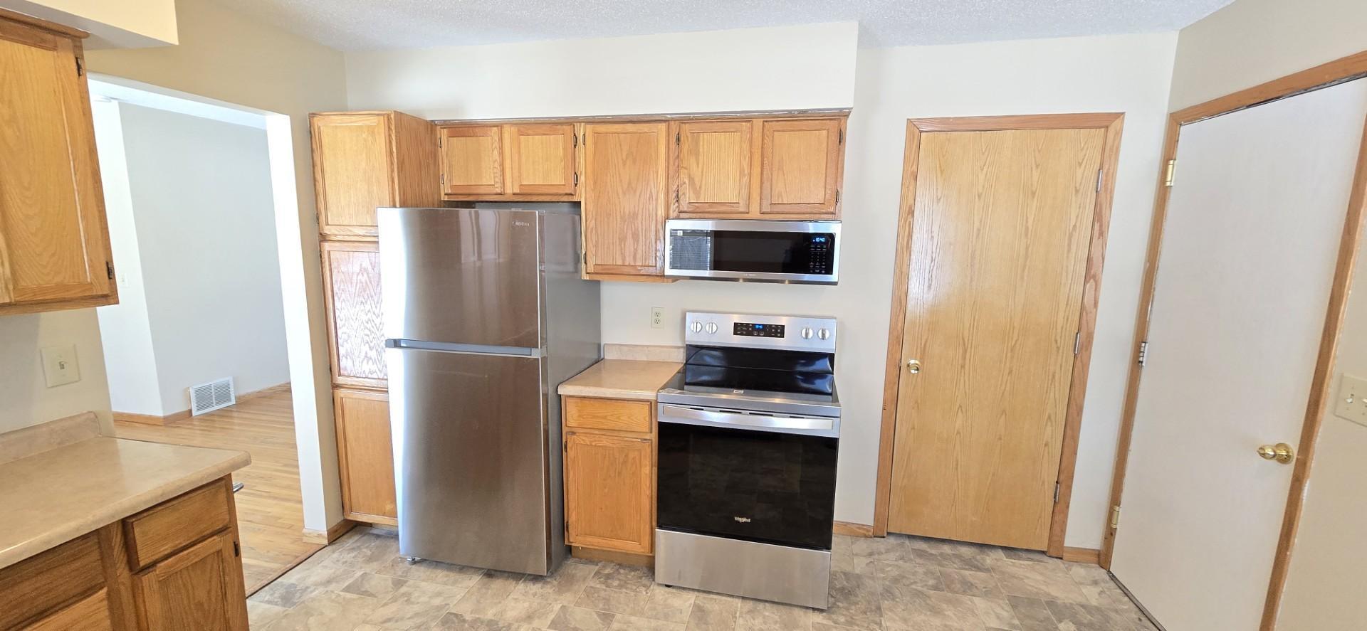 5949 6th Street Northeast Fridley, MN 55432 - Photo 12 of 28