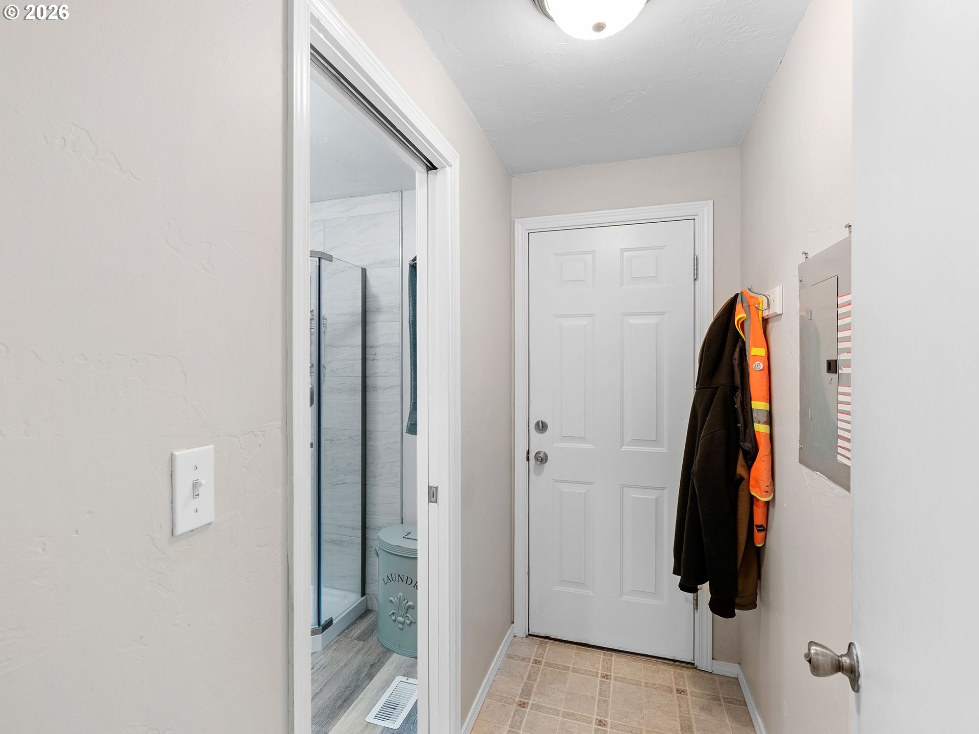 2036 Sallal Road Woodburn, OR 97071 - Photo 17 of 25 a view of a walk in closet