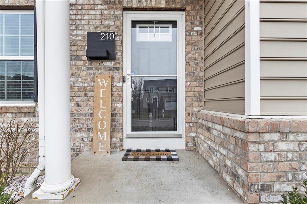 240 Long Ridge Drive Coraopolis, PA 15108 - Photo 2 of 31 Gallery Image 2