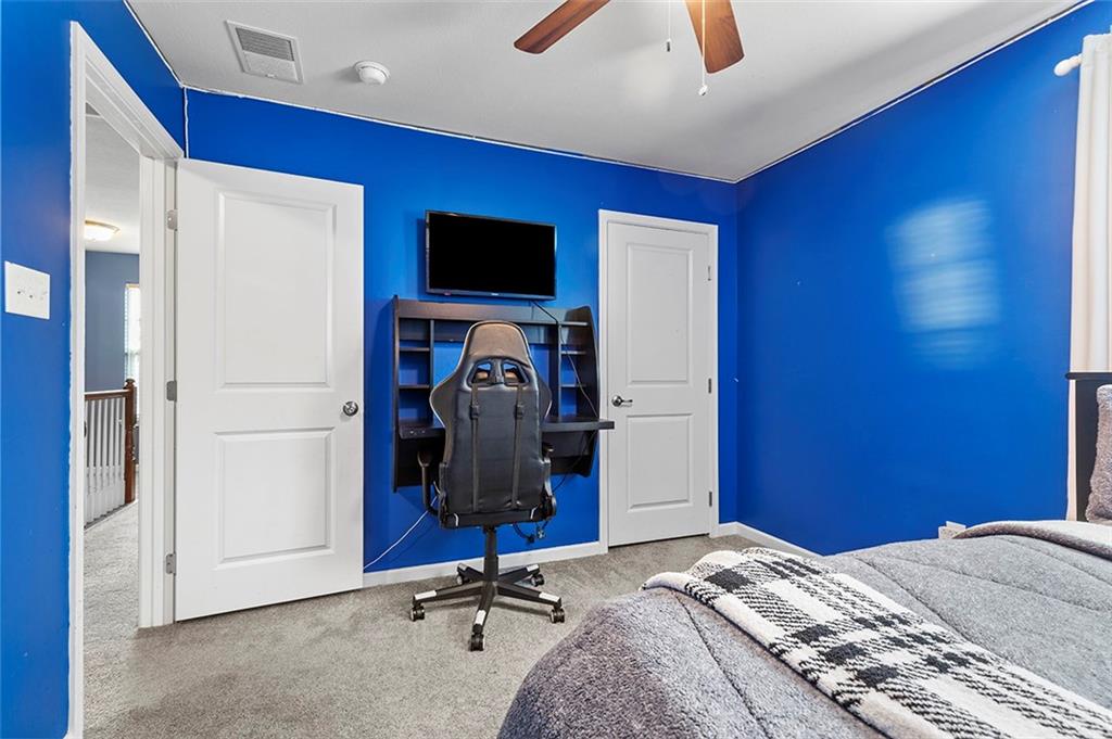 240 Long Ridge Drive Coraopolis, PA 15108 - Photo 21 of 31 Gallery Image 21