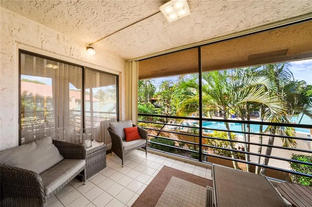 $2,400 | 11205 Green Lake Drive, Unit 204, Boynton Beach, FL 33437