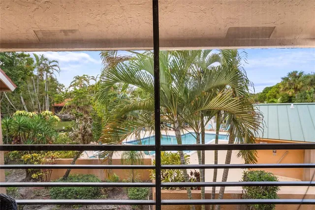 $2,400 | 11205 Green Lake Drive, Unit 204, Boynton Beach, FL 33437