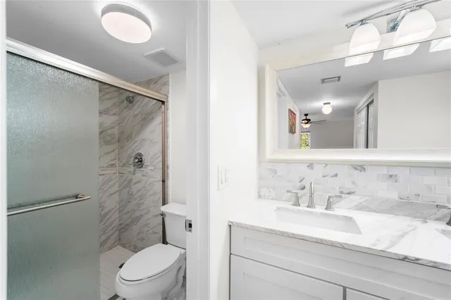 $2,400 | 11205 Green Lake Drive, Unit 204, Boynton Beach, FL 33437