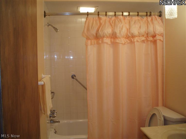 345 Skyview Road Cleveland, OH 44109 - Photo 9 of 22 Gallery Image 9