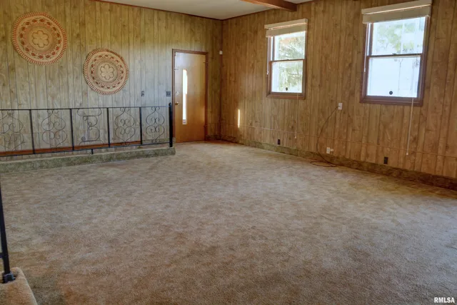 $245,000 | 8510 North 1250th Road, Macomb, IL 61455