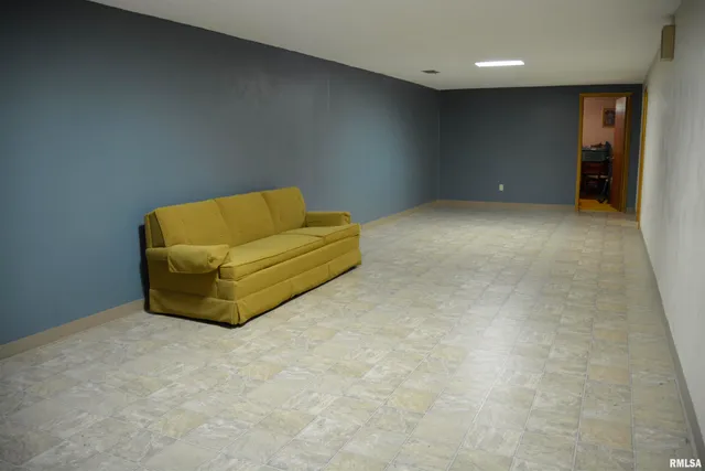 $245,000 | 8510 North 1250th Road, Macomb, IL 61455