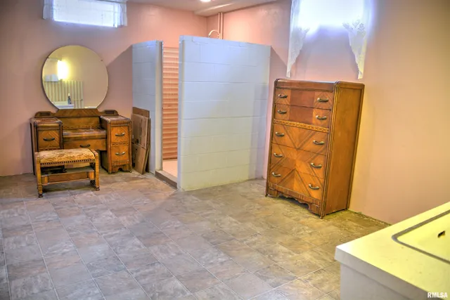 $245,000 | 8510 North 1250th Road, Macomb, IL 61455