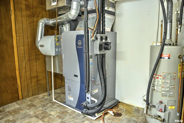 $245,000 | 8510 North 1250th Road, Macomb, IL 61455