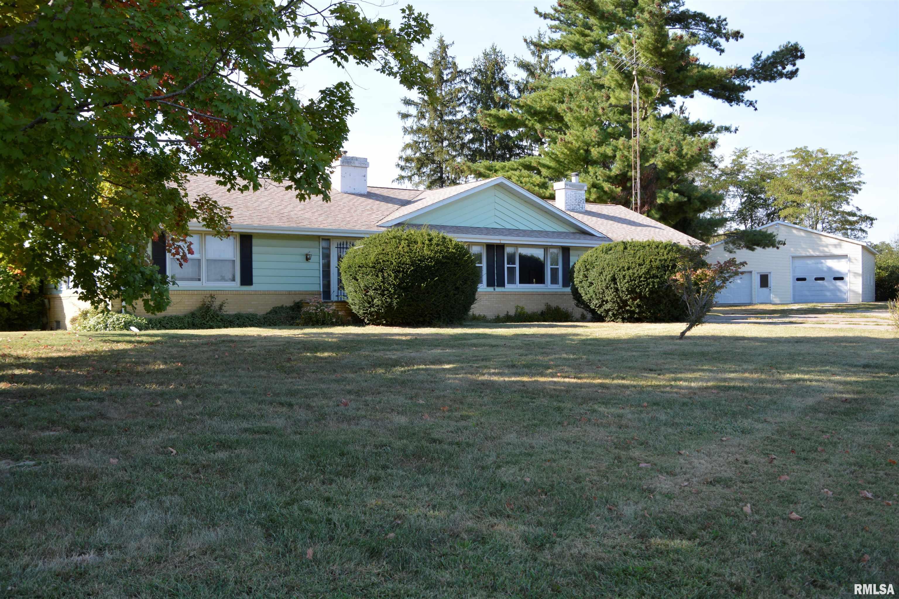 8510 North 1250th Road Macomb, IL 61455 - Photo 2 of 26