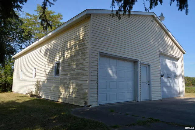 $245,000 | 8510 North 1250th Road, Macomb, IL 61455