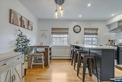 $339,900 | 40 Wedgewood Drive, Unit 115, Verona, NJ 07044