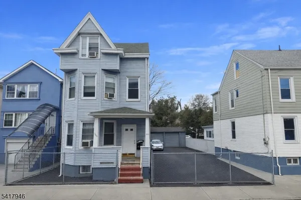 $850,000 | 369 Totowa Avenue, Paterson, NJ 07502