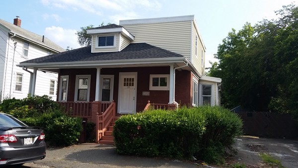 25 Standish Road Revere, MA 02151 - Photo 2 of 28
