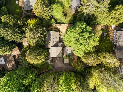 $955,000 | 11837 Venice Loop Northeast, Bainbridge Island, WA 98110