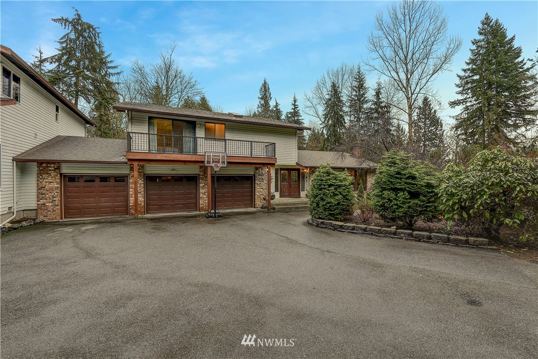 22217 61st Avenue Southeast Bothell, WA 98021 - Photo 3 of 37