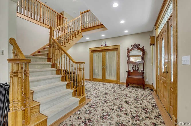 11411 Stolle Road Marilla, NY 14052 - Photo 8 of 50 Front foyer