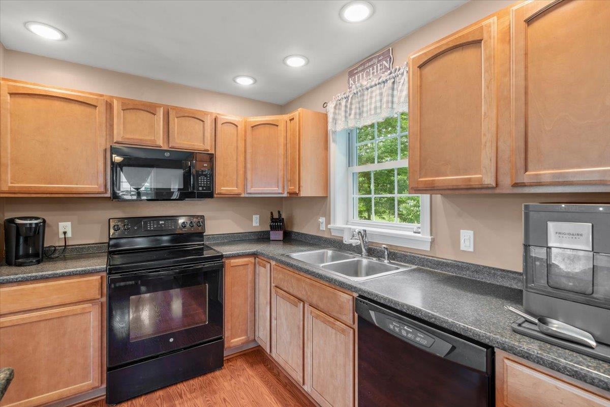 123 Meadow Lane Highgate, VT 05459 - Photo 19 of 40