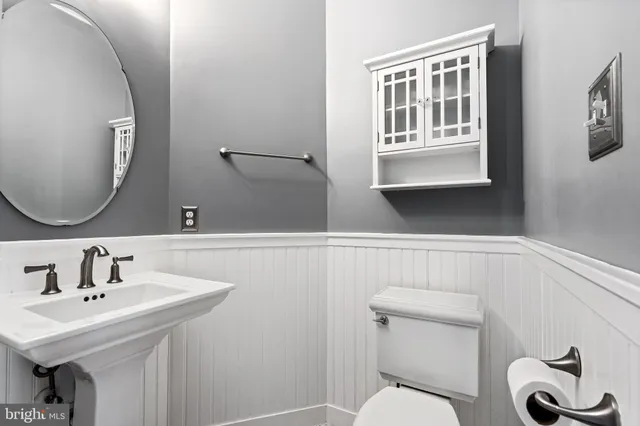 $3,700 | 43112 Demerrit Street, Chantilly, VA 20152