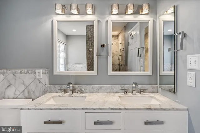 $3,700 | 43112 Demerrit Street, Chantilly, VA 20152