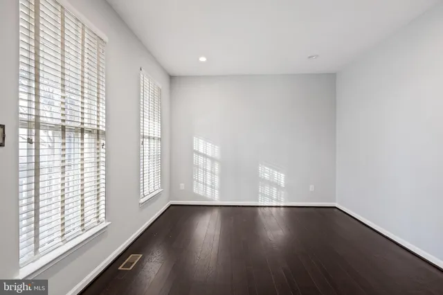 $3,700 | 43112 Demerrit Street, Chantilly, VA 20152