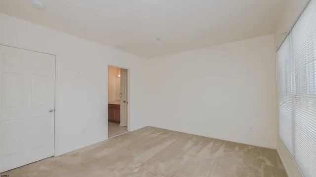 $3,500 | 4 Chelsea Court, Unit 4, Atlantic City, NJ 08401