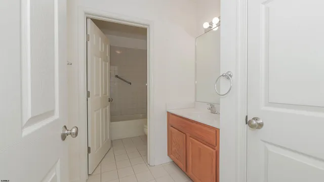 $3,500 | 4 Chelsea Court, Unit 4, Atlantic City, NJ 08401
