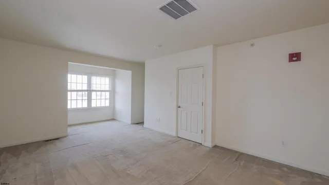 $3,500 | 4 Chelsea Court, Unit 4, Atlantic City, NJ 08401