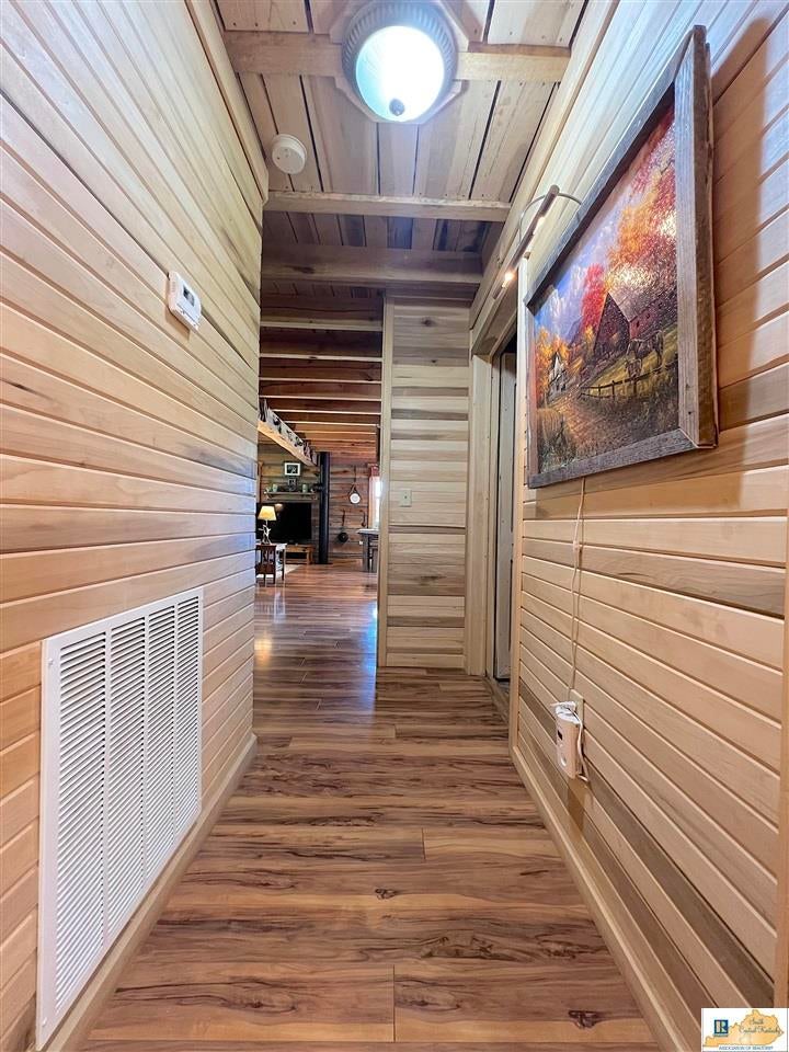 3192 Greenbriar Road Breeding, KY 42715 - Photo 18 of 81 Gallery Image 18