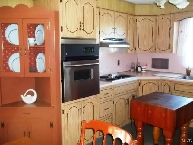 2534 Gap View Road Slatington, PA 18080 - Photo 5 of 31 Gallery Image 5