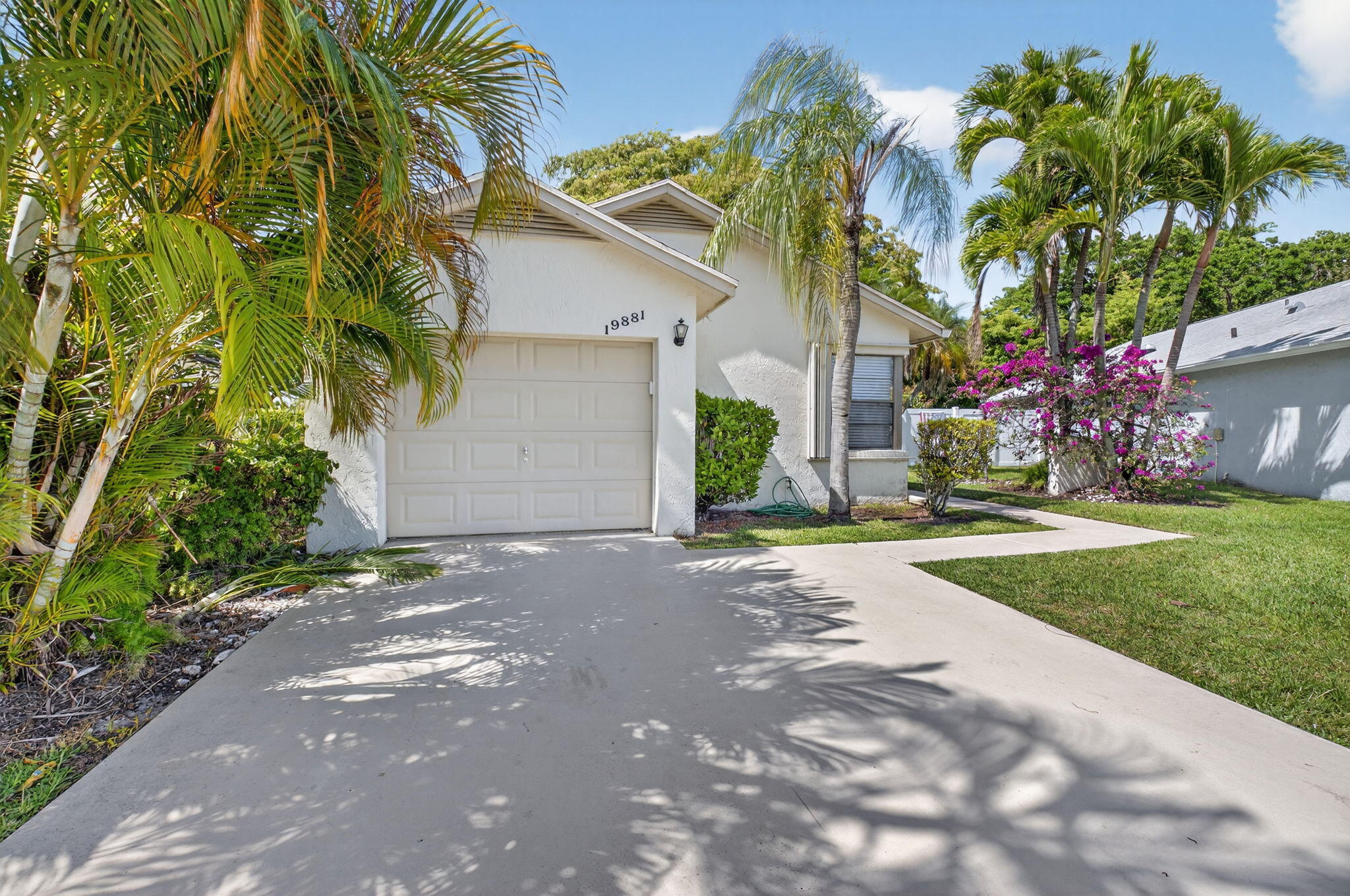 19881 Villa Medici Place Boca Raton, FL 33434 - Photo 2 of 37 Front side view