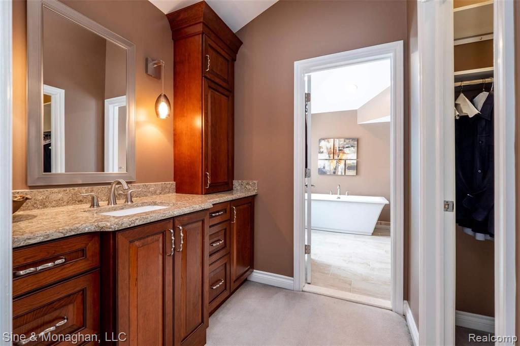 1388 Pebble Ridge Drive Rochester, MI 48307 - Photo 21 of 38 Gallery Image 21