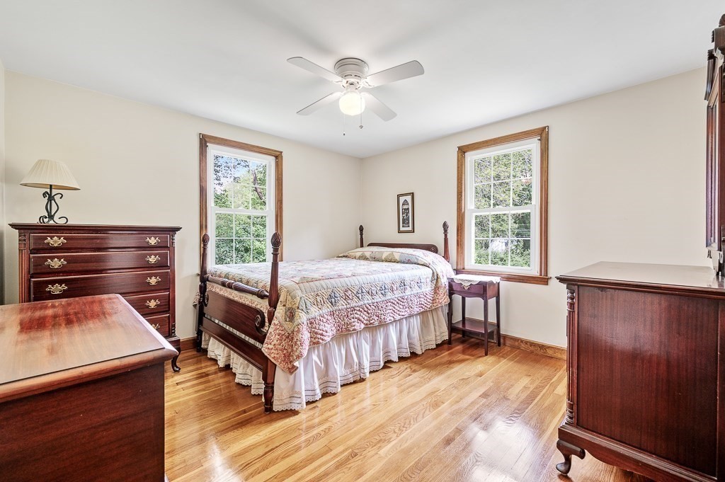 11 8 Lots Road Sutton, MA 01590 - Photo 17 of 39