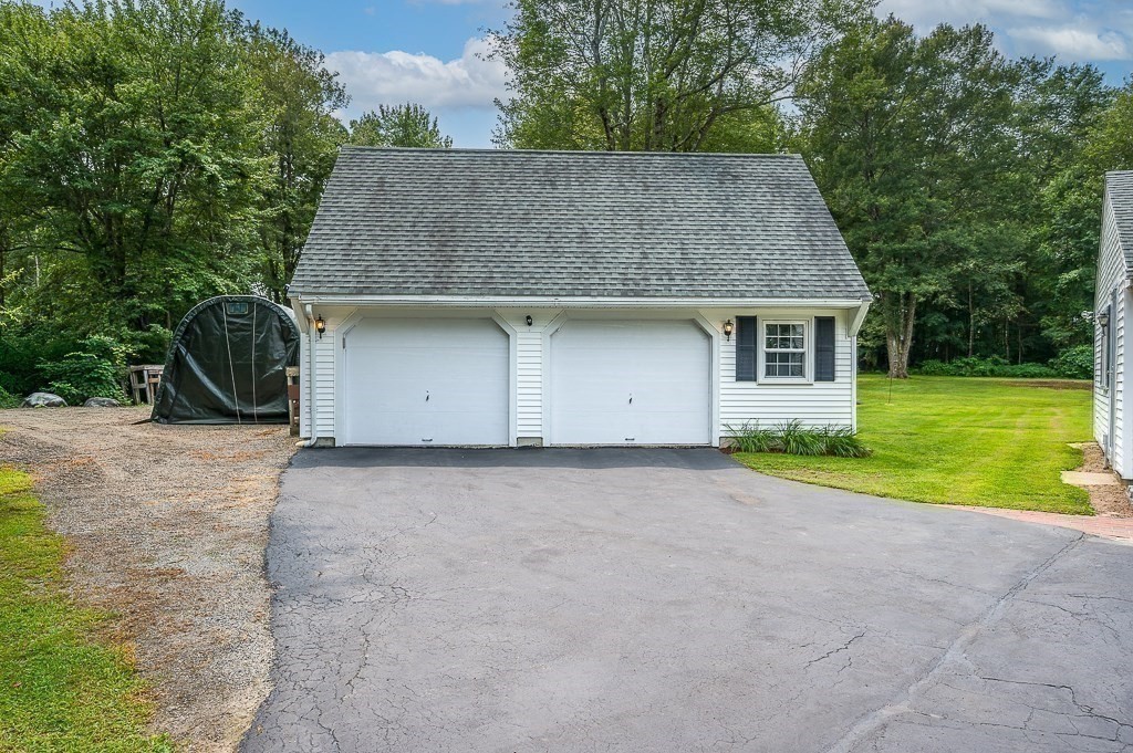 11 8 Lots Road Sutton, MA 01590 - Photo 26 of 39