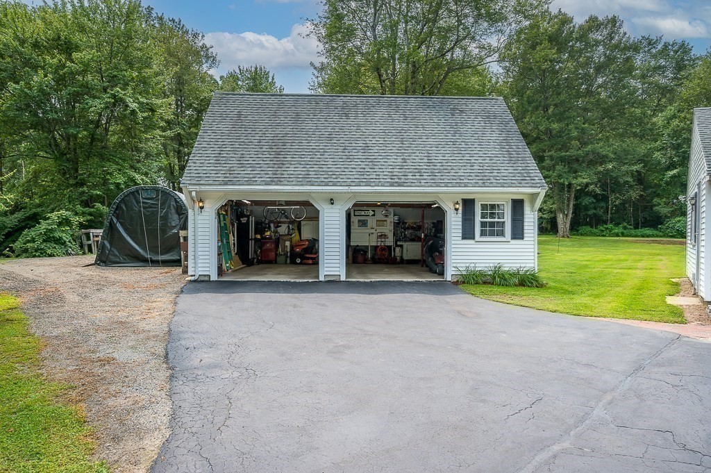 11 8 Lots Road Sutton, MA 01590 - Photo 27 of 39